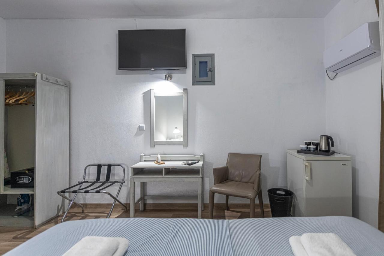 Hotel Manto Náusza Kültér fotó