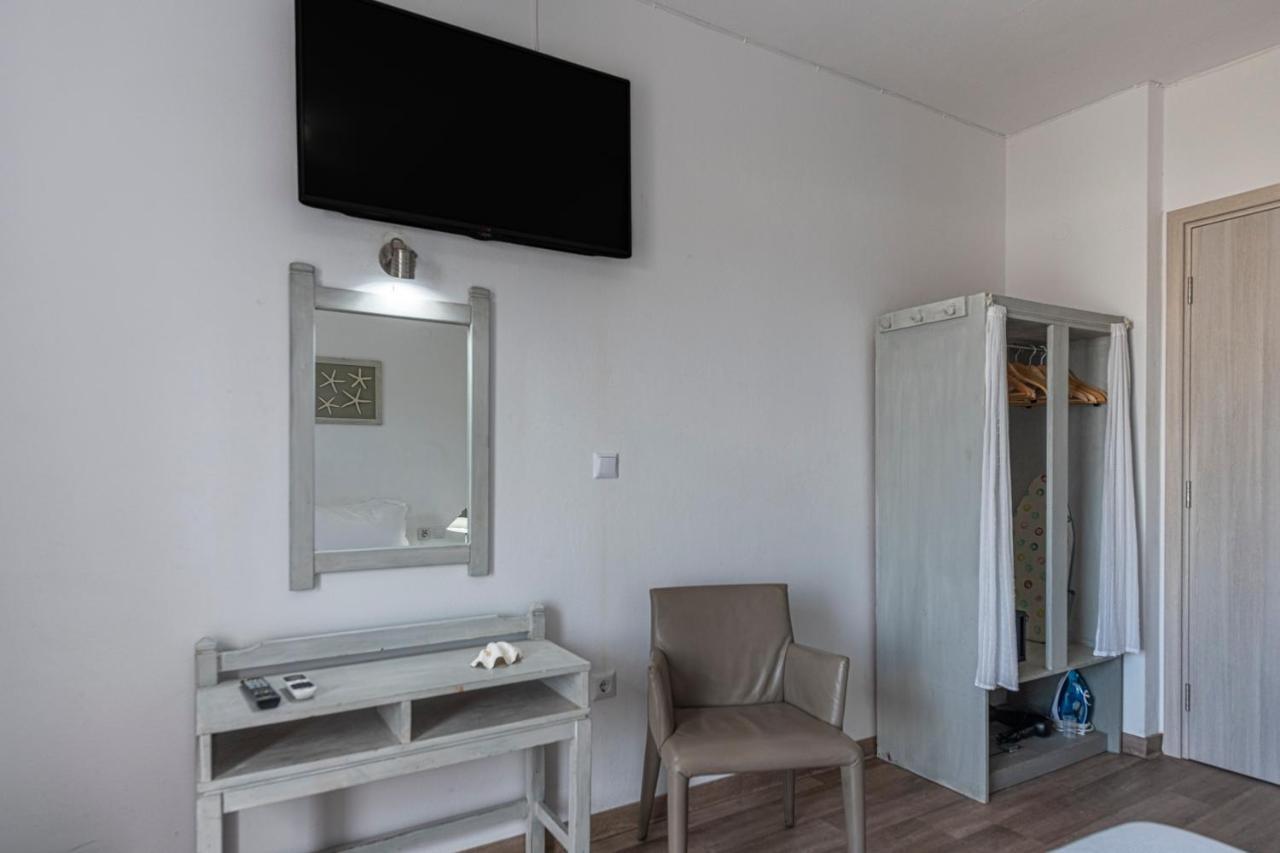 Hotel Manto Náusza Kültér fotó