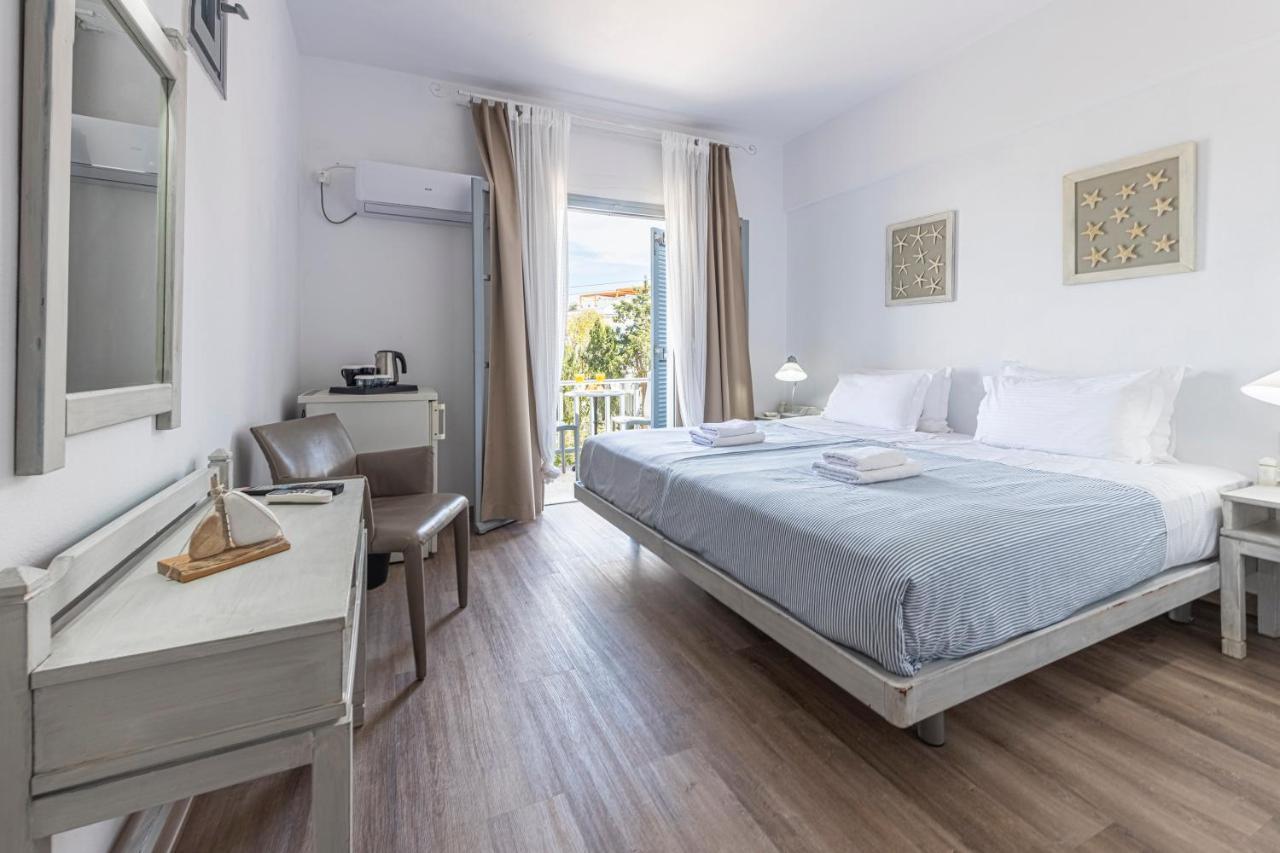 Hotel Manto Náusza Kültér fotó