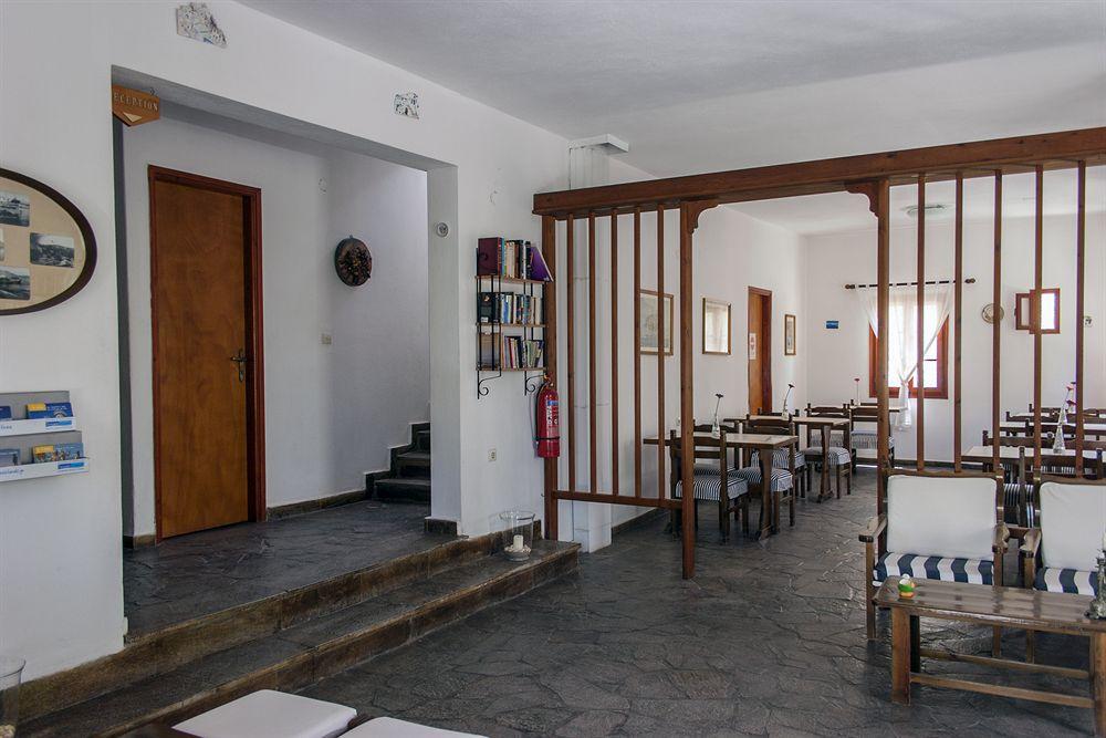 Hotel Manto Náusza Kültér fotó